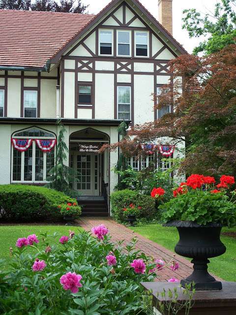 Jobs in Vintage Gardens Bed and Breakfast - reviews